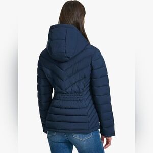 Women's Navy Puffer Jacket